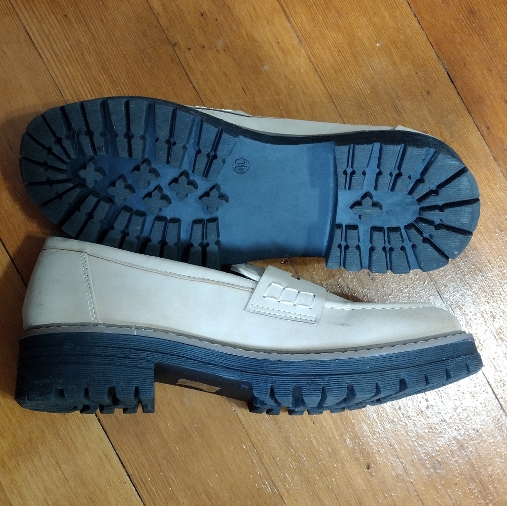 Women's Cream/Beige Platform Loafer - Picture 3 of 5